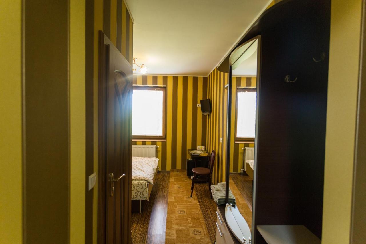 Sunrise Boutique Hotel Berehove  Exterior photo