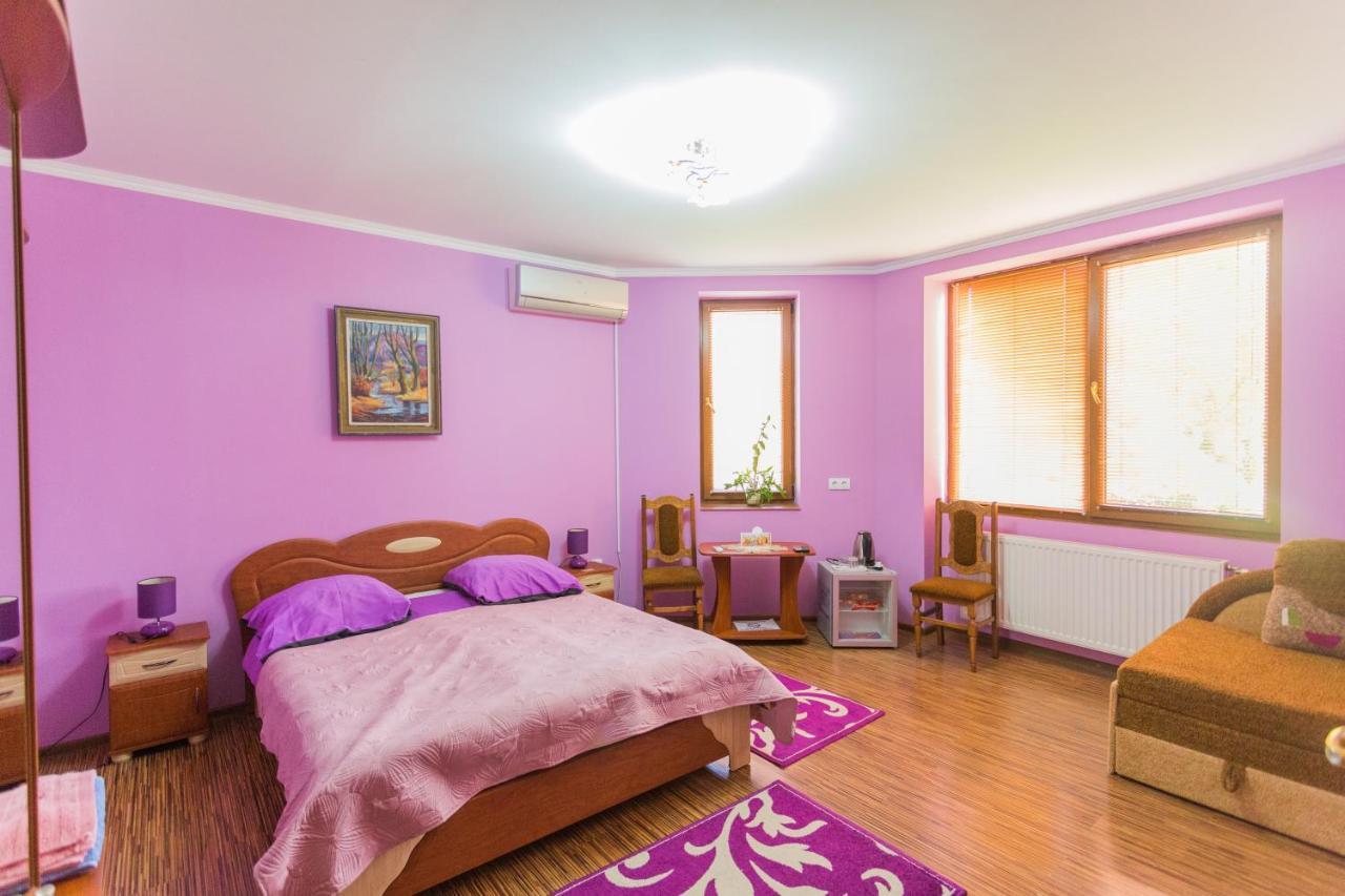 Sunrise Boutique Hotel Berehove  Exterior photo